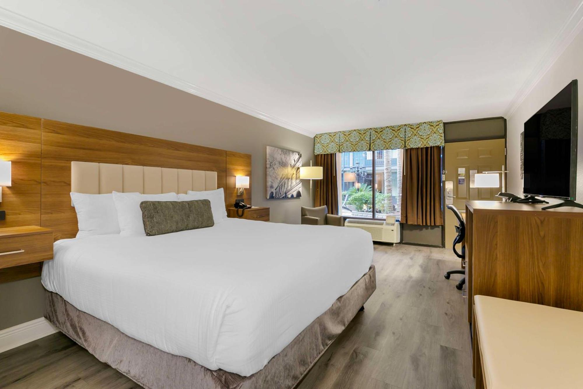 Best Western Plus Westbank Harvey Exterior foto